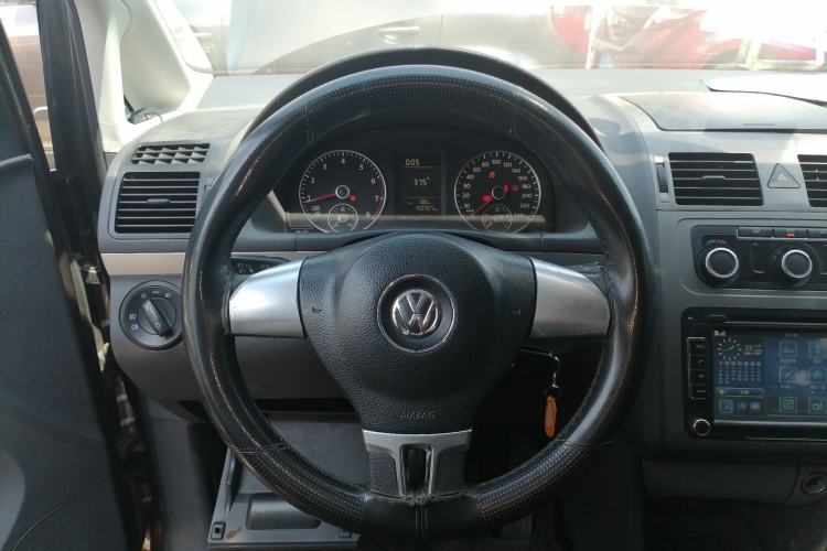 Used Volkswagen Touran 2013 1.4T Manual Fashion Edition 5 Seats
