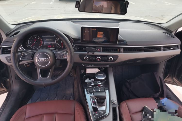 Used Audi A4L 2017 Plus 40 TFSI Ambition Model
