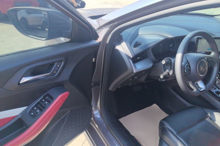 Used MG 5 2021 Revised Version 180 DVVT CVT Youth Luxury Edition
