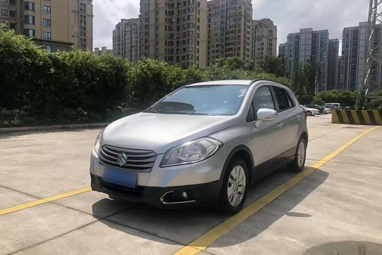 Used Suzuki S-Cross 2014 1.6L CVT Two-Wheel Drive Entry Model
