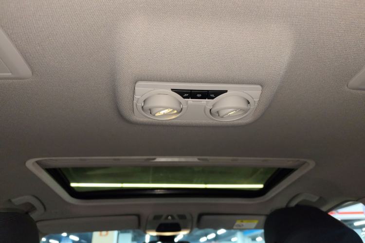 Used BMW 3 Series 2017 320Li Fashion Model
