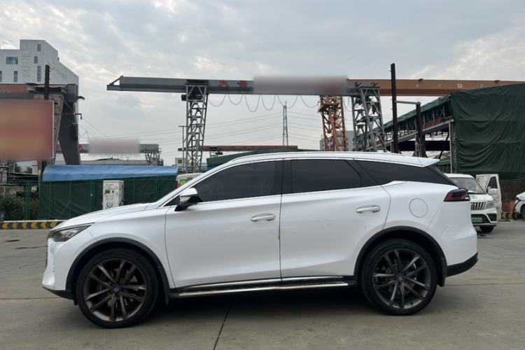 Used BYD Tang New Energy 2018 DM 2.0T All-Wheel Drive Smart Connectivity Luxury Model 7 Seats China V Emission Standard