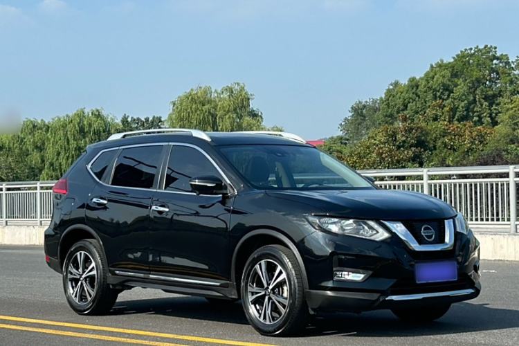 Used Nissan X-Trail 2019 2.5L CVT Smart Connect Luxury Edition 4WD
