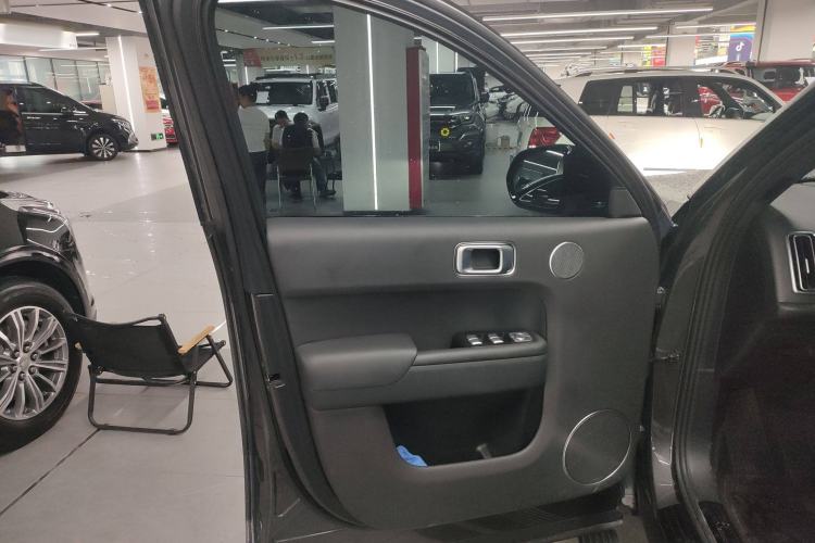 Used Li Auto L9 2022 Max model
