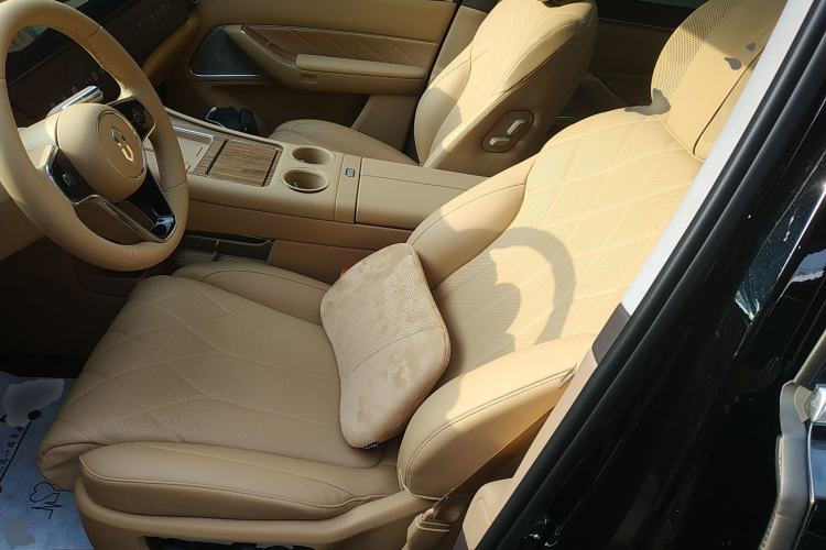 Used Hima AITO M8 2025 Extended-Range Ultra Version 53.4 kWh 6-Seater Edition