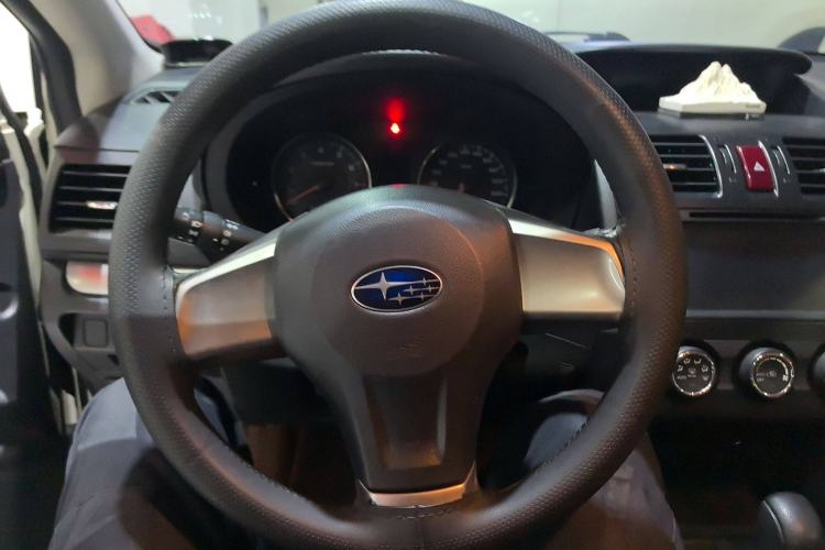 Used Subaru XV 2014 2.0i Comfort Edition
