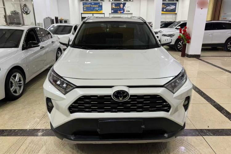 Used Toyota RAV4 2020 2.0L CVT 4x4 Trend Edition
