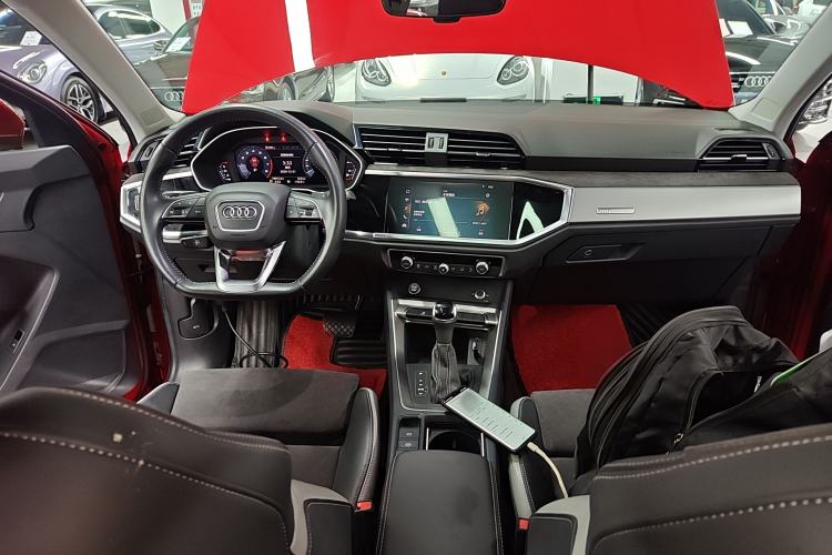 Used Audi Q3 2019 35 TFSI Fashion Dynamic Model