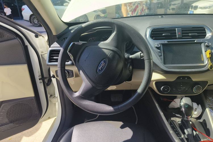 Used Ford Escort 2017 1.5L Automatic Comfort Model
