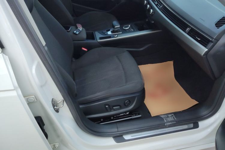 Used Audi A4L 2018 30th Anniversary Edition 40 TFSI Trendy Model
