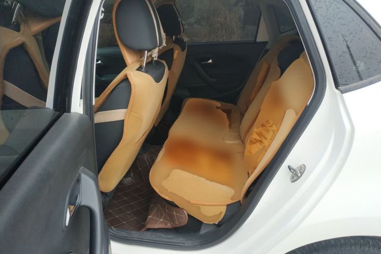 Used Volkswagen Polo 2016 1.4L Manual Fashion Model