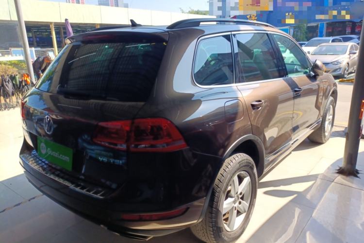 Used Volkswagen Touareg 2011 3.0 TSI Comfort Version
