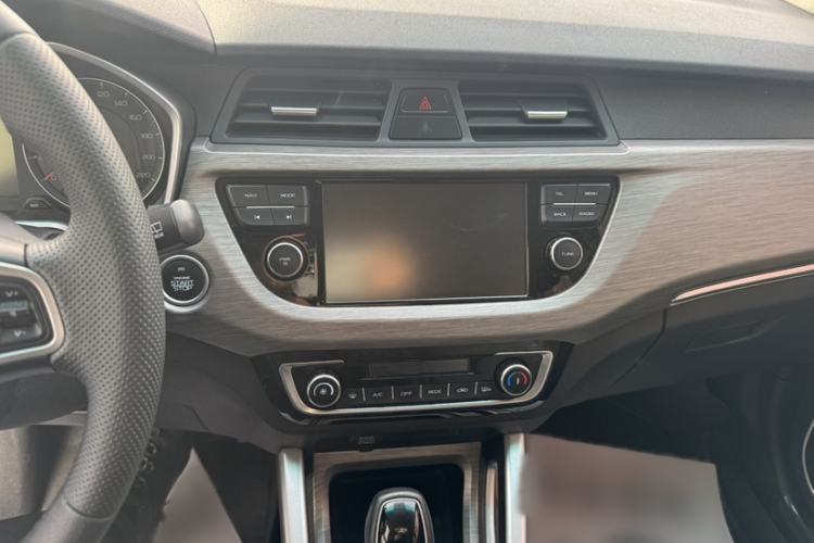 Used Geely Auto Vision X3 2017 1.5L Automatic Elite Model
