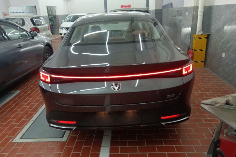 Used Changan Eado PHEV 2025 Smart New Blue Whale 145KM Battleship Edition
