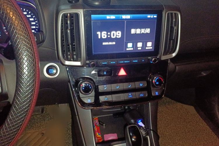 Used Hyundai ix35 2019 2.0L Automatic 2WD Zhiyong·Changxiang Edition China V Standard
