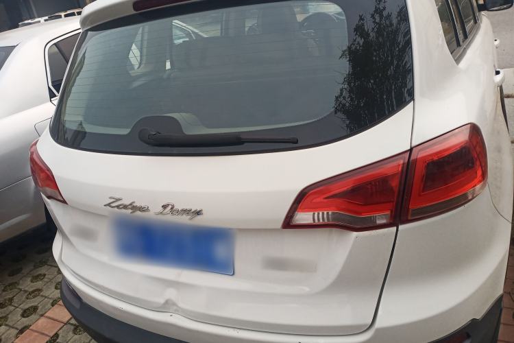 Used Zotye Domy X5 2017 Value Edition 1.6L Manual Fashion Model