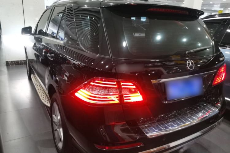 Used Mercedes-Benz M-Class 2015 ML 320 4MATIC