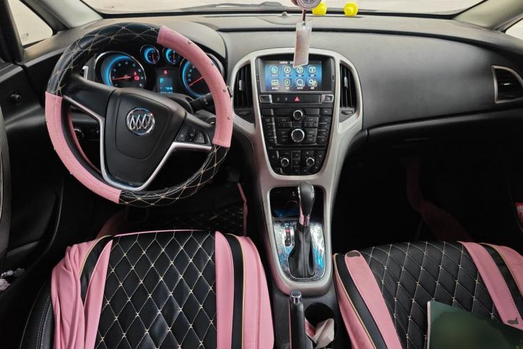 Used Buick GT 2013 XT 1.6L Automatic Fashion Edition