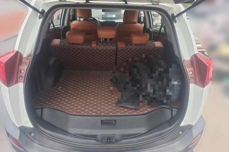 Used Toyota RAV4 2015 2.0L CVT Two-Wheel Drive Fashion Edition
