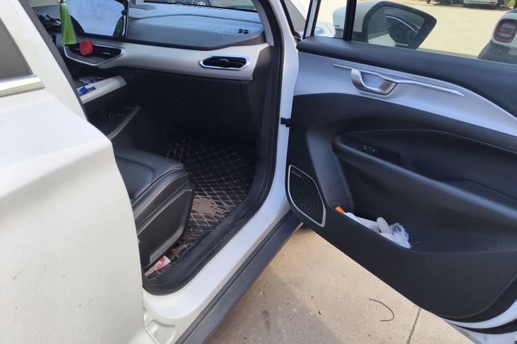 Used Geometry C 2020 Premium Range Edition 400 KM C+ Pro
