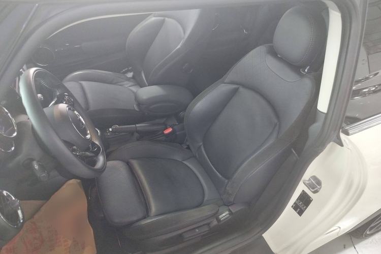 Used  MINI 2019 1.5T COOPER Artist
