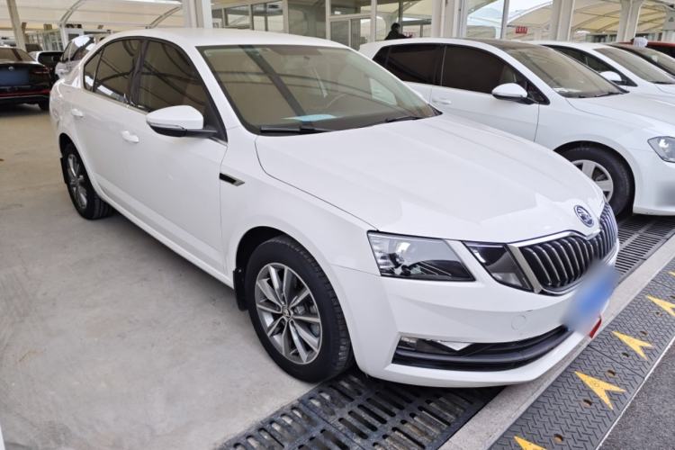 Used Skoda Octavia 2019 1.5L Automatic SmartDrive Comfort Edition China V Standard

