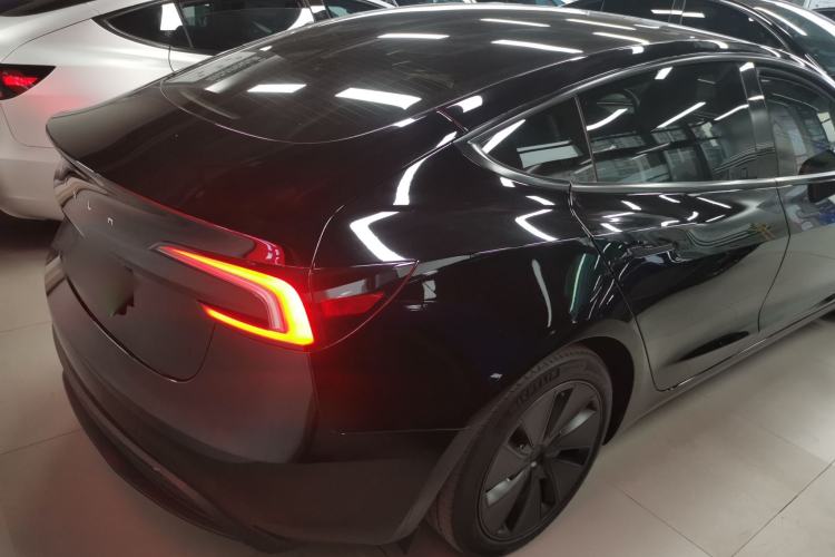 Used Tesla Model 3 2023 Rear-Wheel-Drive Version