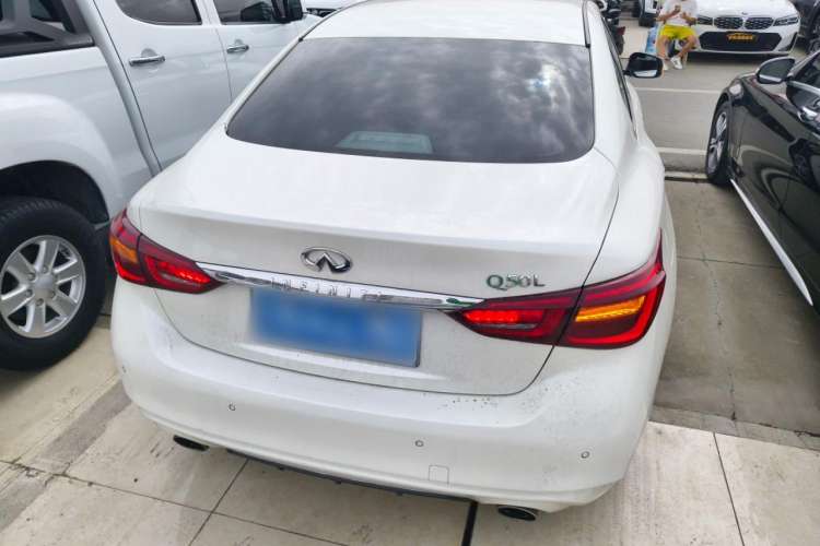 Used Infiniti Q50L 2018 2.0T Comfort Edition China VI Standard
