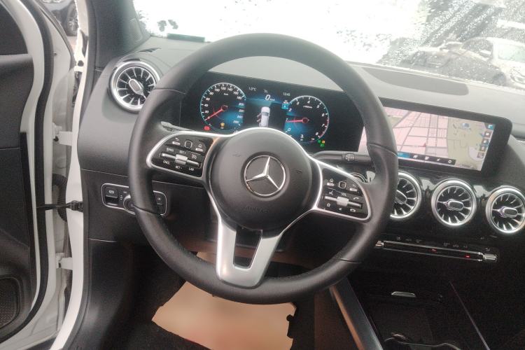 Used Mercedes-Benz GLA 2023 GLA 200
