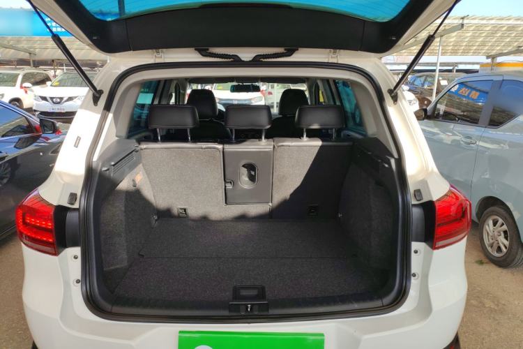 Used Volkswagen Tiguan 2016 280TSI Automatic Two-Wheel-Drive Silk Road Style Edition