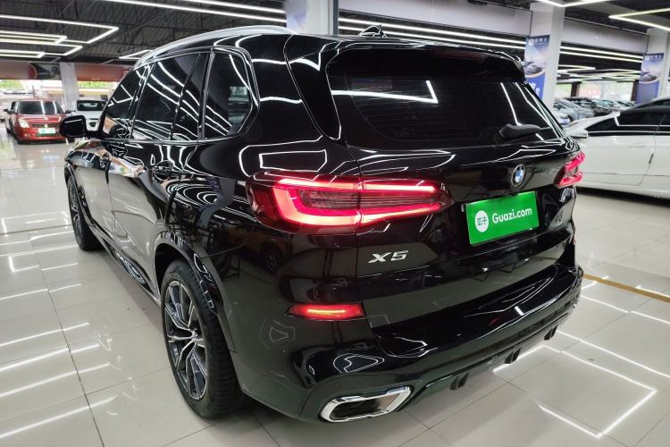 Used BMW X5 2022 Restyled xDrive 30Li Luxury Version M Sport Package