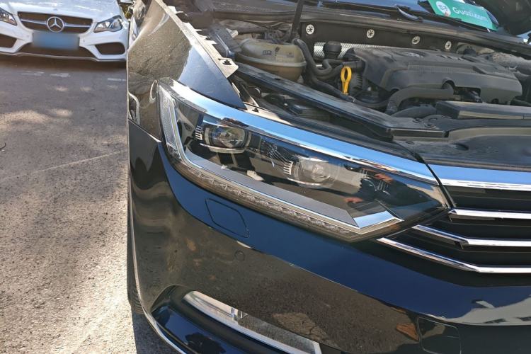 Used Volkswagen Magotan 2018 380TSI DSG Prestige Model
