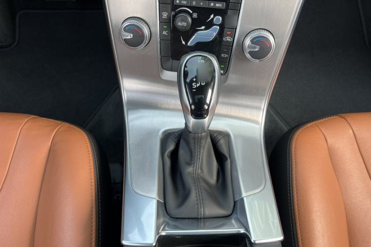 Used Volvo S60 2018 S60L T3 Smart Upgrade Edition
