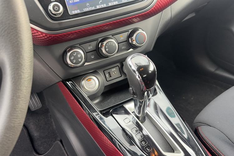 Used Nissan Lannia 2016 1.6L CVT Smart Cool Edition
