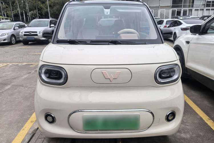 Used Wuling Hongguang MINIEV 2024 3rd Generation 215km Advanced Version
