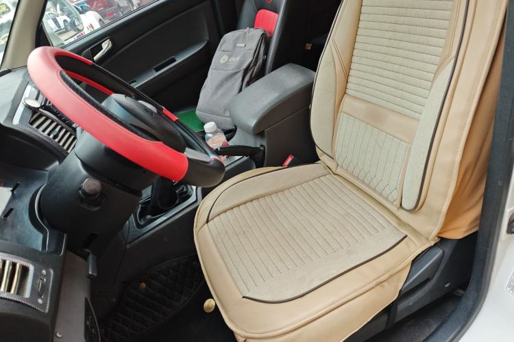 Used  Beijing BW007 2015 2.0L two-wheel drive Comfort version
