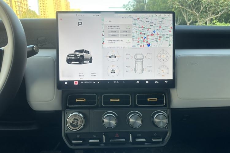 Used  V23 2025 401 Two-Wheel Drive Intelligent Driving Version
