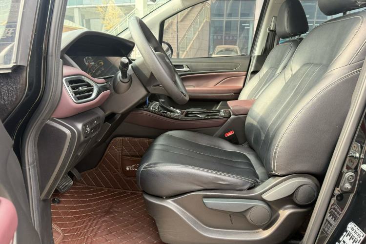 Used GAC Trumpchi M6 2023 PRO 270T DCT Elite Edition
