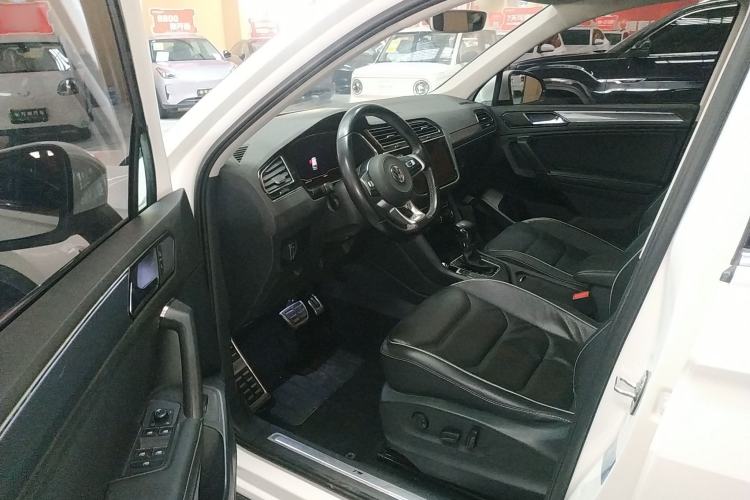 Used Volkswagen Tiguan L 2019 330TSI Automatic Two-Wheel Drive R-Line Flagship Edition China V Standard