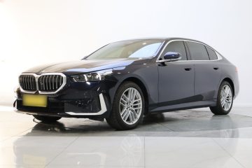 Used BMW 5 Series 2024 525Li Luxury Package