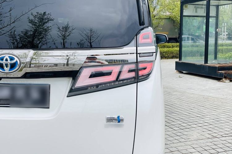 Used Toyota Vellfire 2019 Dual-Engine 2.5L HV Prestige Edition

