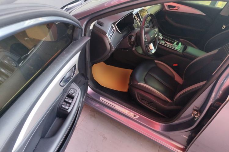 Used Roewe i6 MAX New Energy 2020 1.5T PHEV Cool & Stylish Skyroof Edition