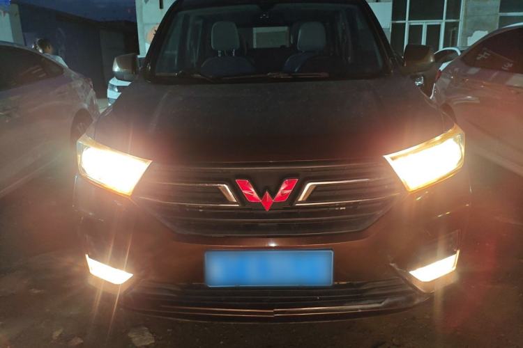 Used Wuling Hongguang 2019 1.5L S Standard Version China VI LAR

