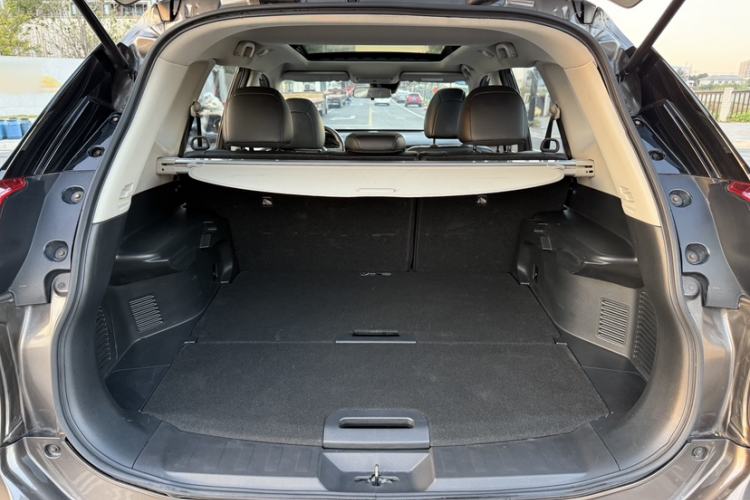 Used Nissan X-Trail 2019 2.0L CVT Smart Connect Comfort Edition 2WD