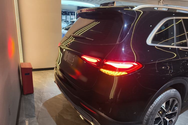 Used Mercedes-Benz GLC 2023 GLC 260 L 4MATIC Dynamic Edition 5-seater