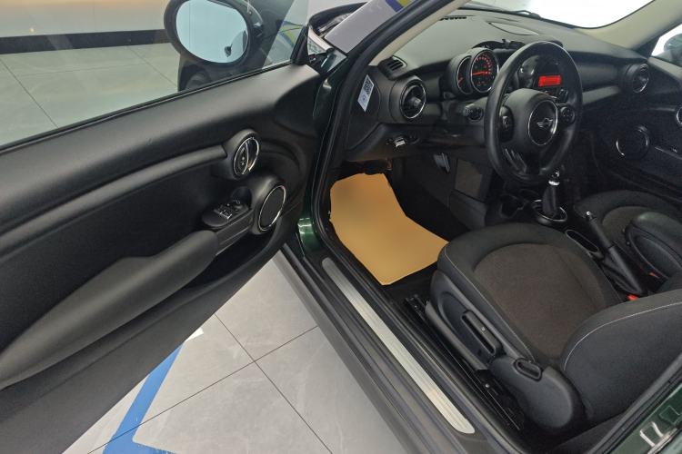 Used  MINI 2016 1.2T ONE Pioneer Edition
