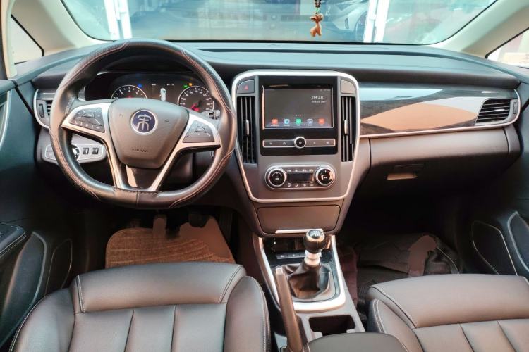 Used BYD Song MAX 2017 1.5T Manual Smart Connect Luxury 7-Seater