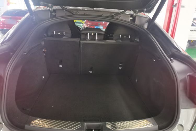 Used Lynk & Co 05 2020 2.0TD Four-Wheel Drive HypeHalo
