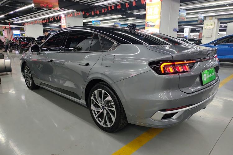 Used Ford Mondeo 2023 EcoBoost 245 Ultimate Model
