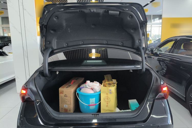 Used Toyota Avalon 2023 Dual-Motor 2.5L Progressive Edition
